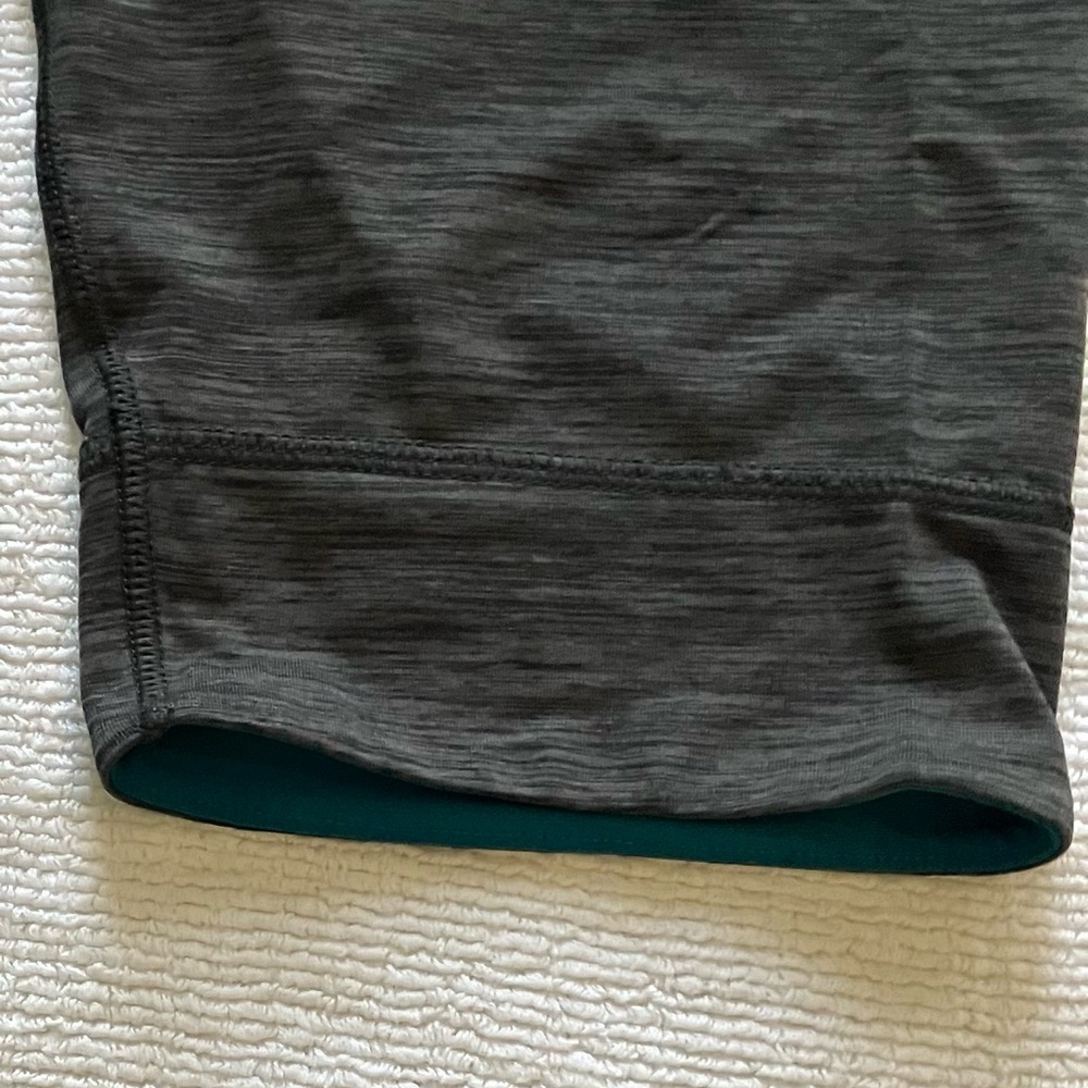 Patagonia Capris - Picture 6 of 8
